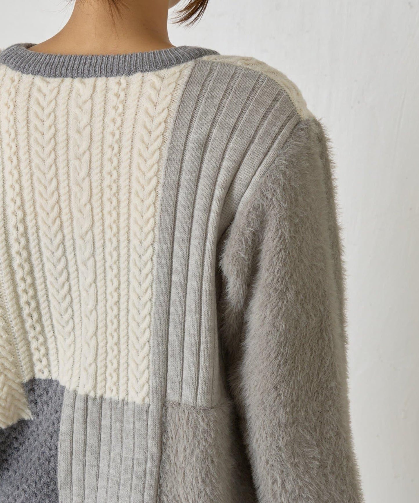 拼接羽毛針織衫