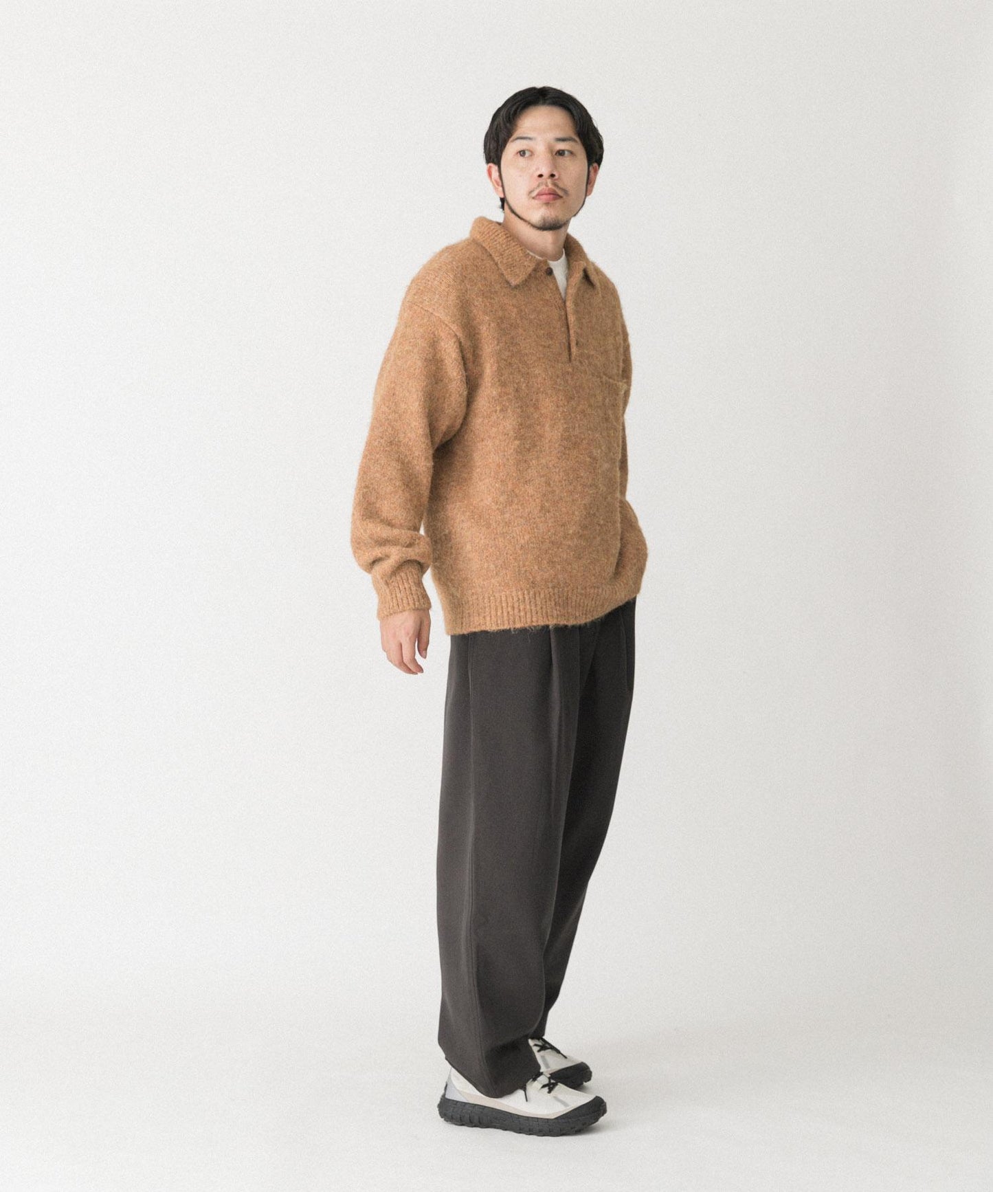 毛絨針織翻領套頭衫