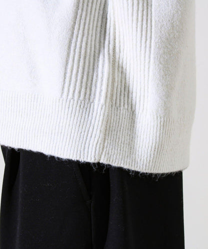 【配色羅紋點綴的優雅針織衫】GR刺繡 淺V領套頭針織衫