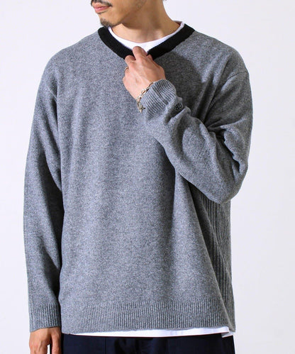 【配色羅紋點綴的優雅針織衫】GR刺繡 淺V領套頭針織衫