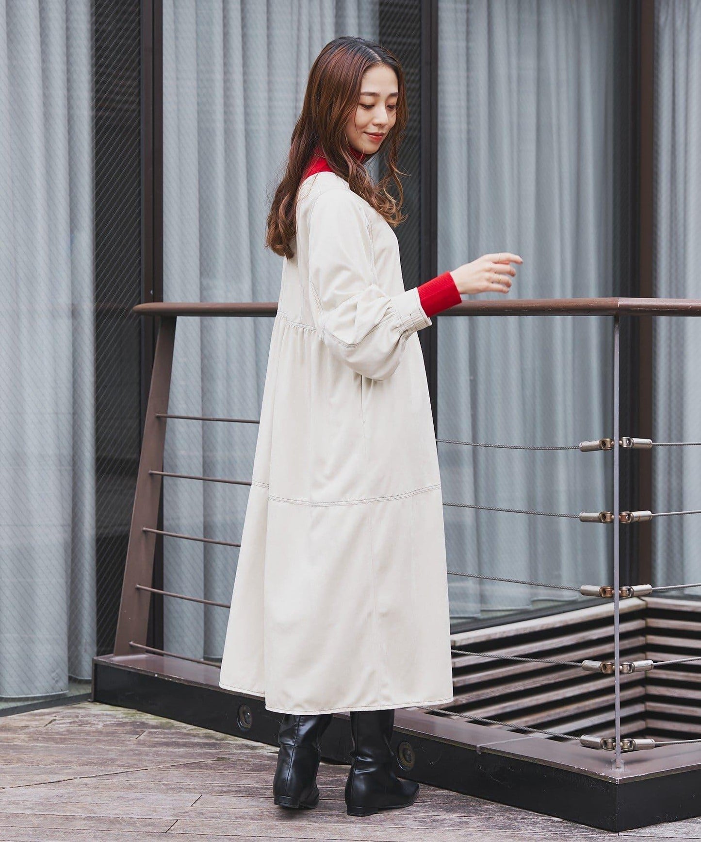 前後兩穿仿桃皮絨拼接連衣裙