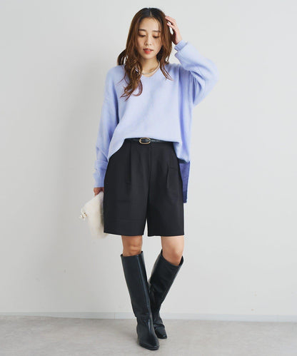 人氣單品・柔軟輕盈穿著感受 仿犛牛絨V領針織衫