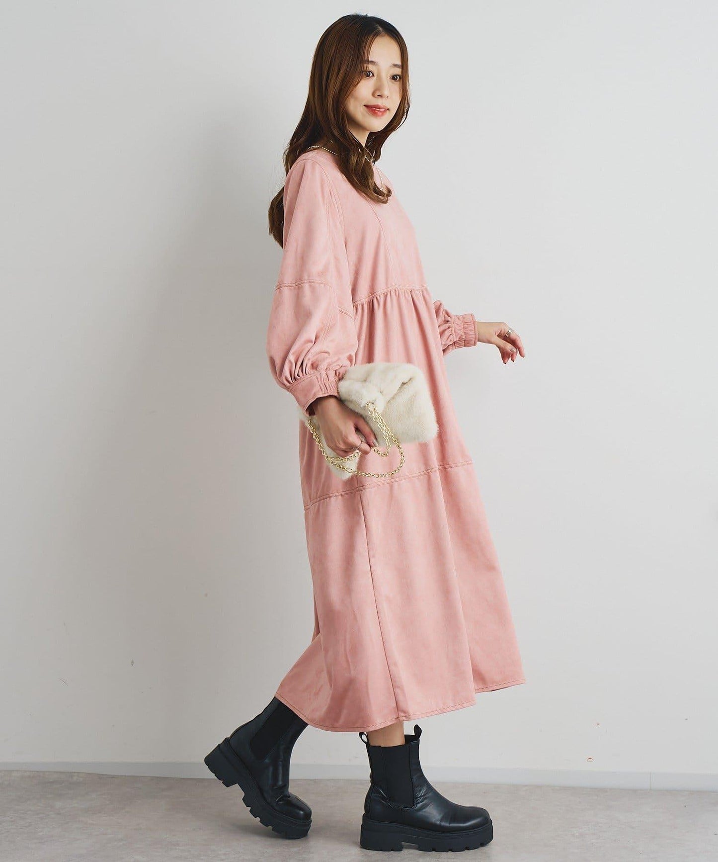 前後兩穿仿桃皮絨拼接連衣裙
