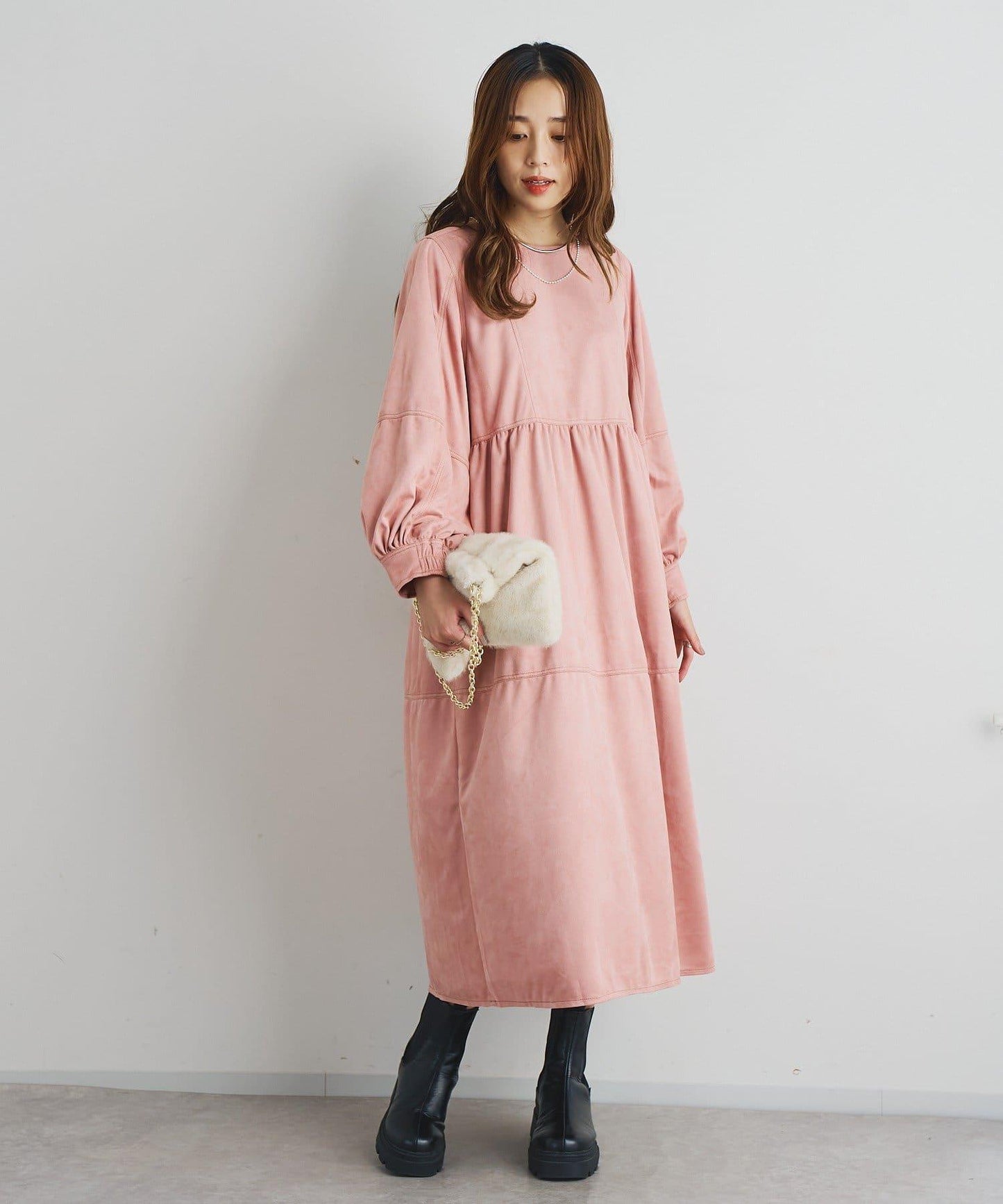 前後兩穿仿桃皮絨拼接連衣裙