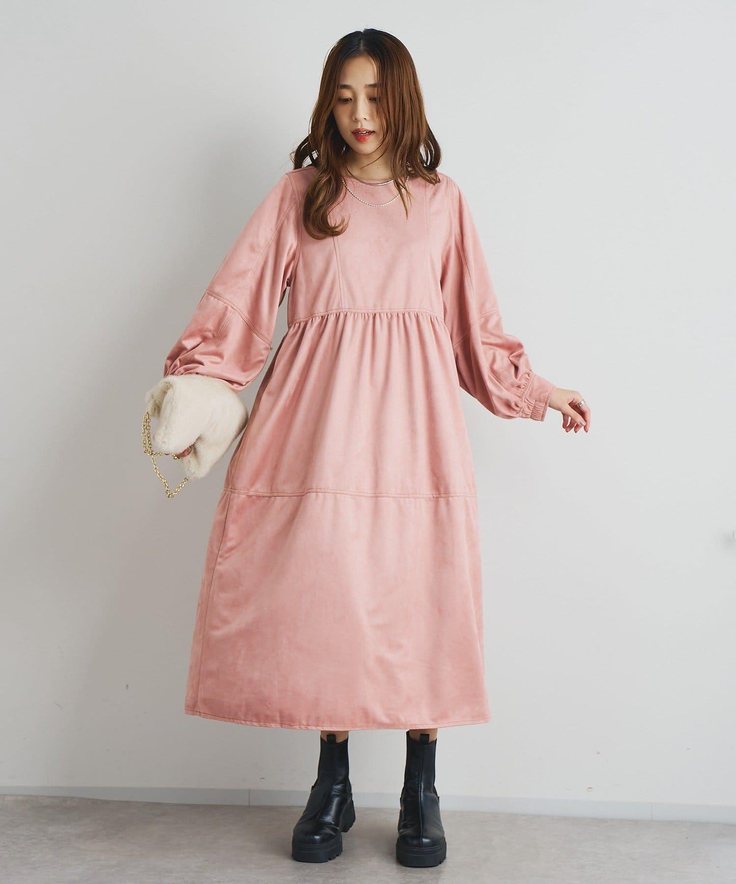 前後兩穿仿桃皮絨拼接連衣裙