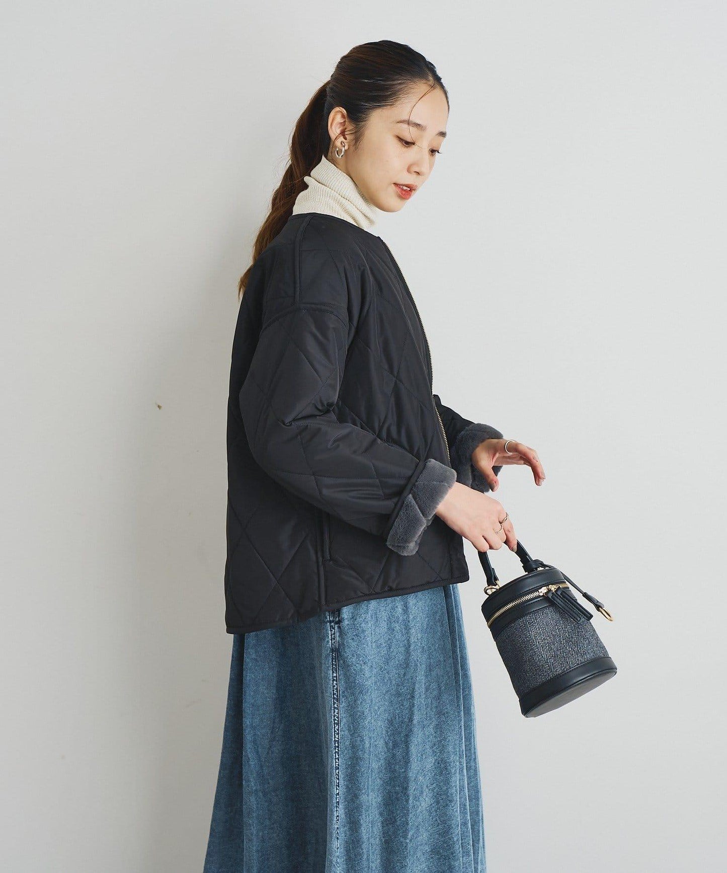 低調時尚亮片高領衫