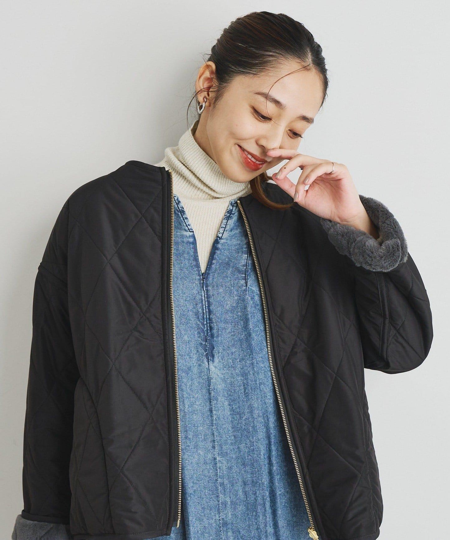 低調時尚亮片高領衫