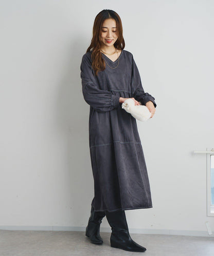 前後兩穿仿桃皮絨拼接連衣裙