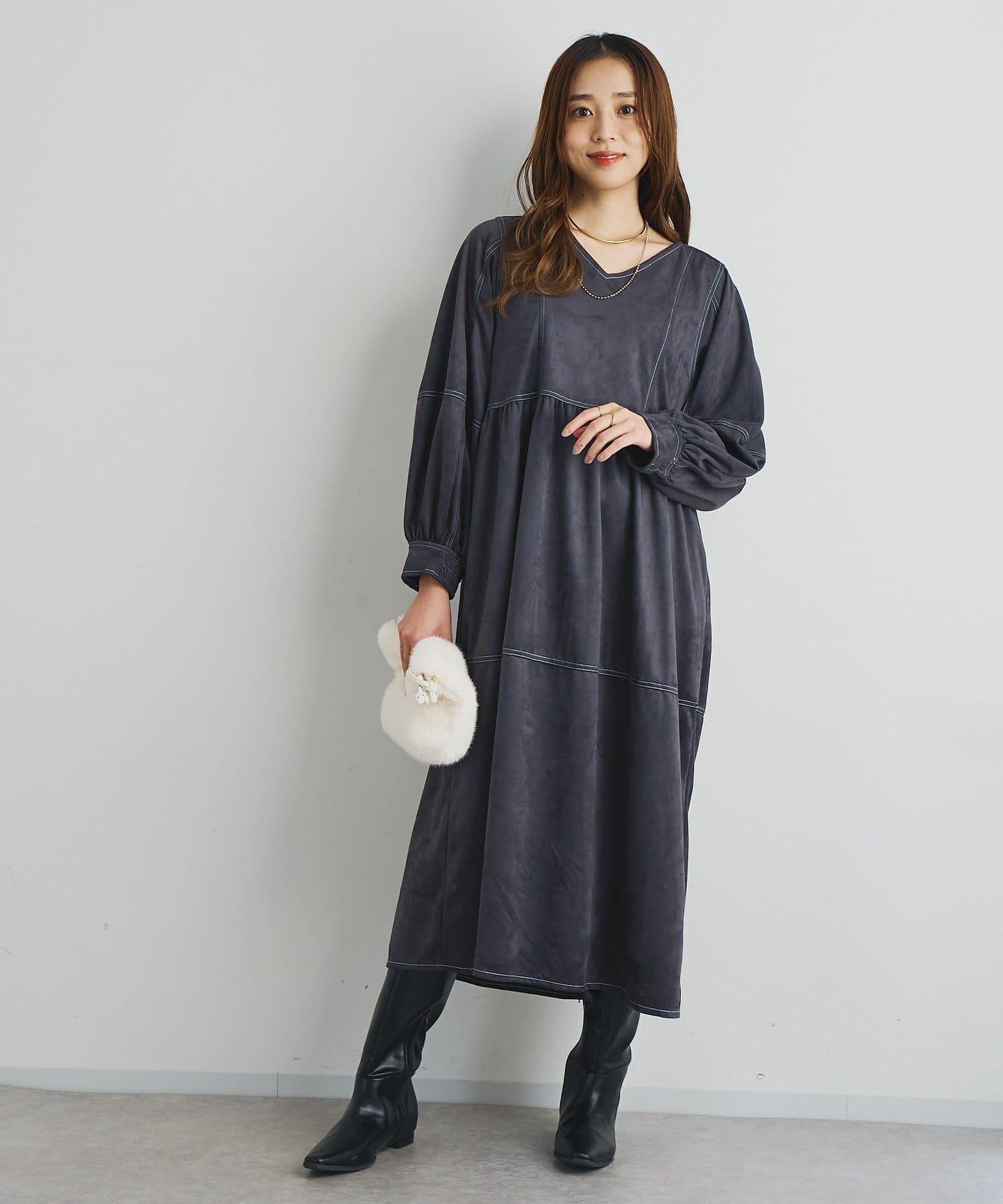 前後兩穿仿桃皮絨拼接連衣裙