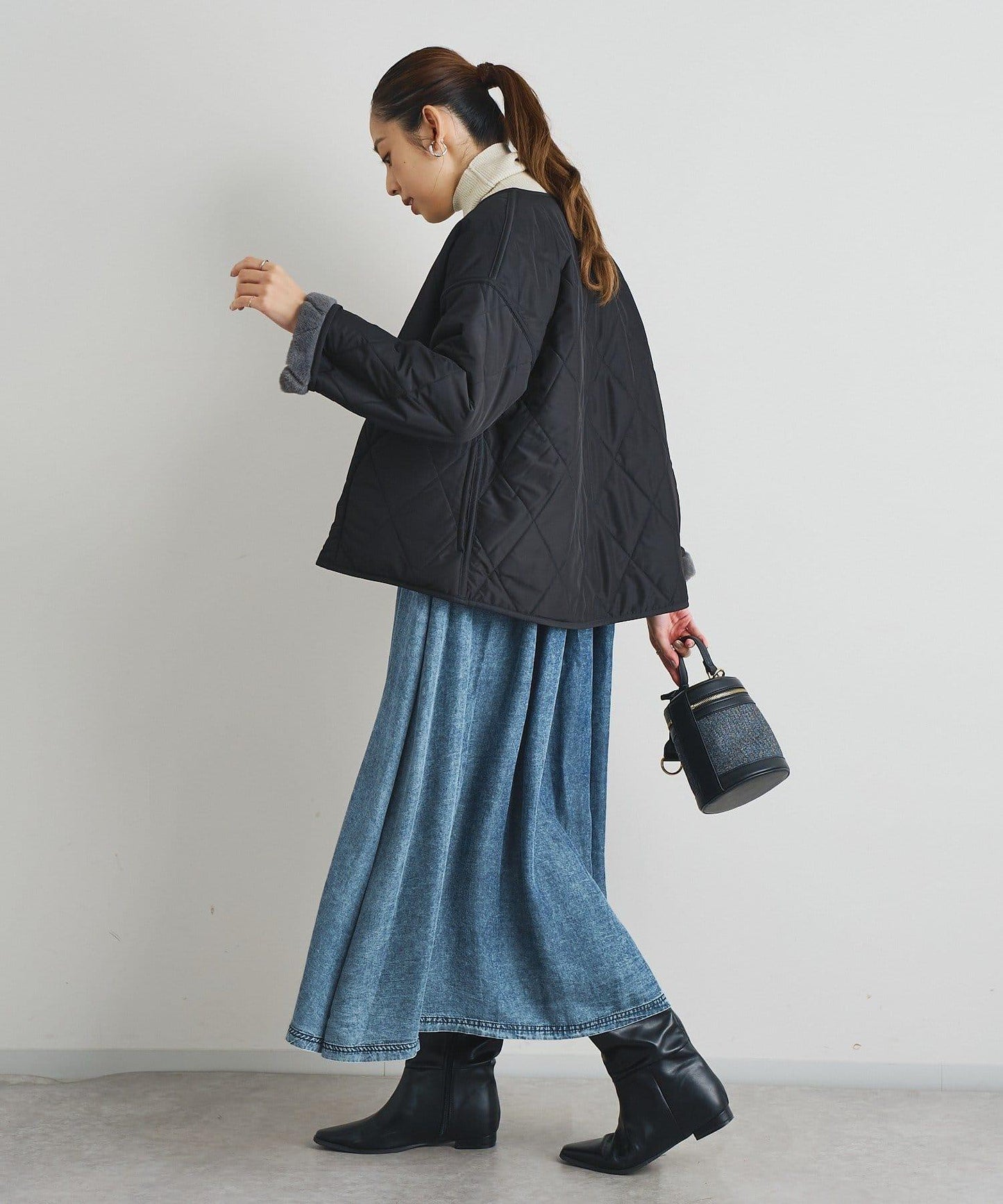 低調時尚亮片高領衫