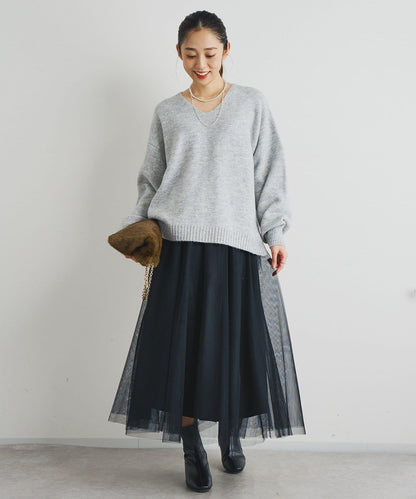 人氣單品・柔軟輕盈穿著感受 仿犛牛絨V領針織衫