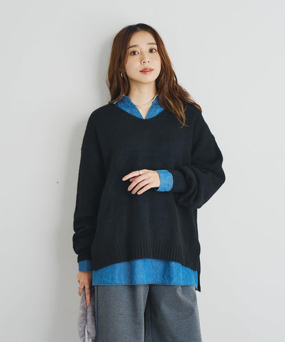 人氣單品・柔軟輕盈穿著感受 仿犛牛絨V領針織衫