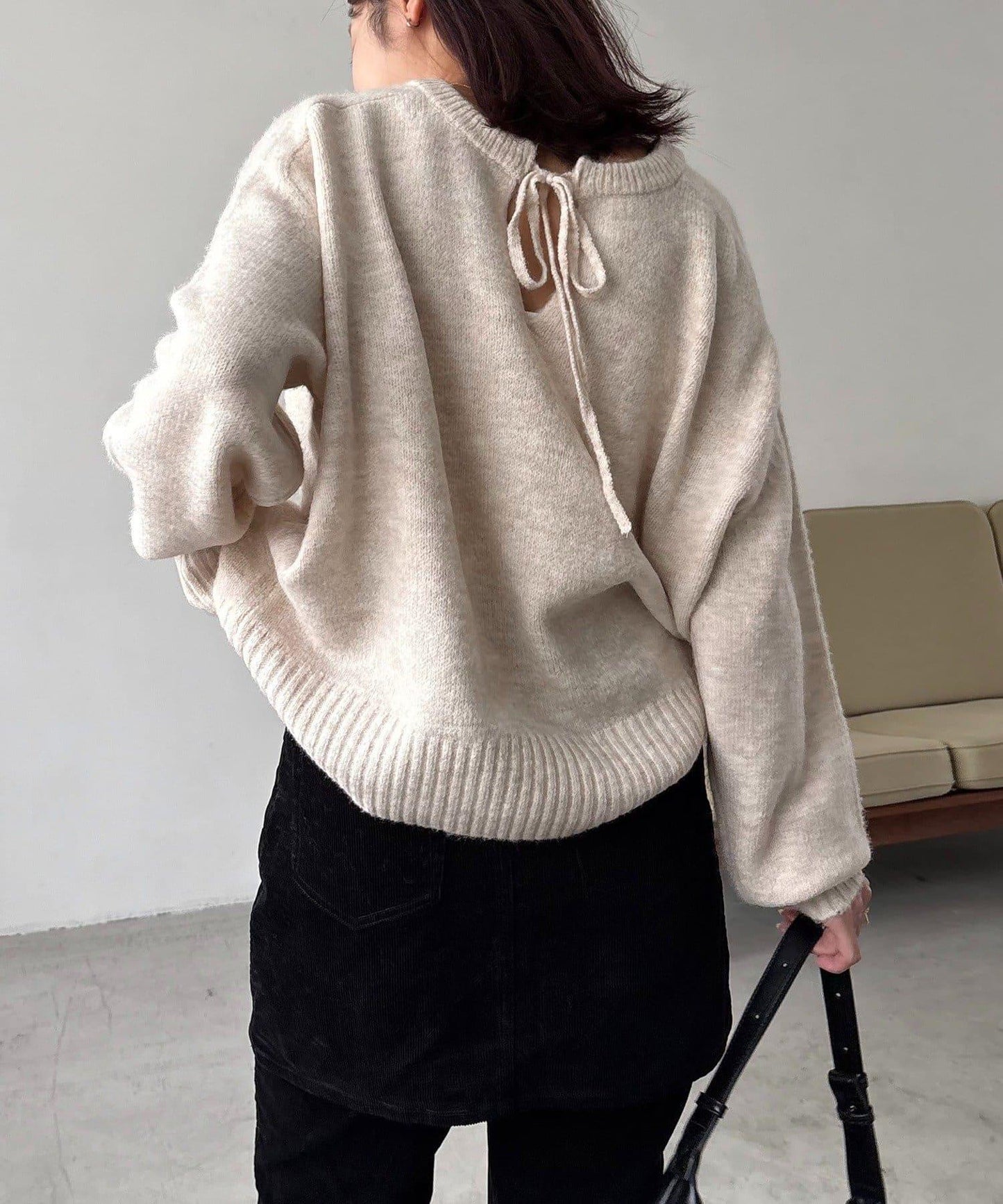 【前後兩穿】柔軟蓬鬆兩穿V領針織衫