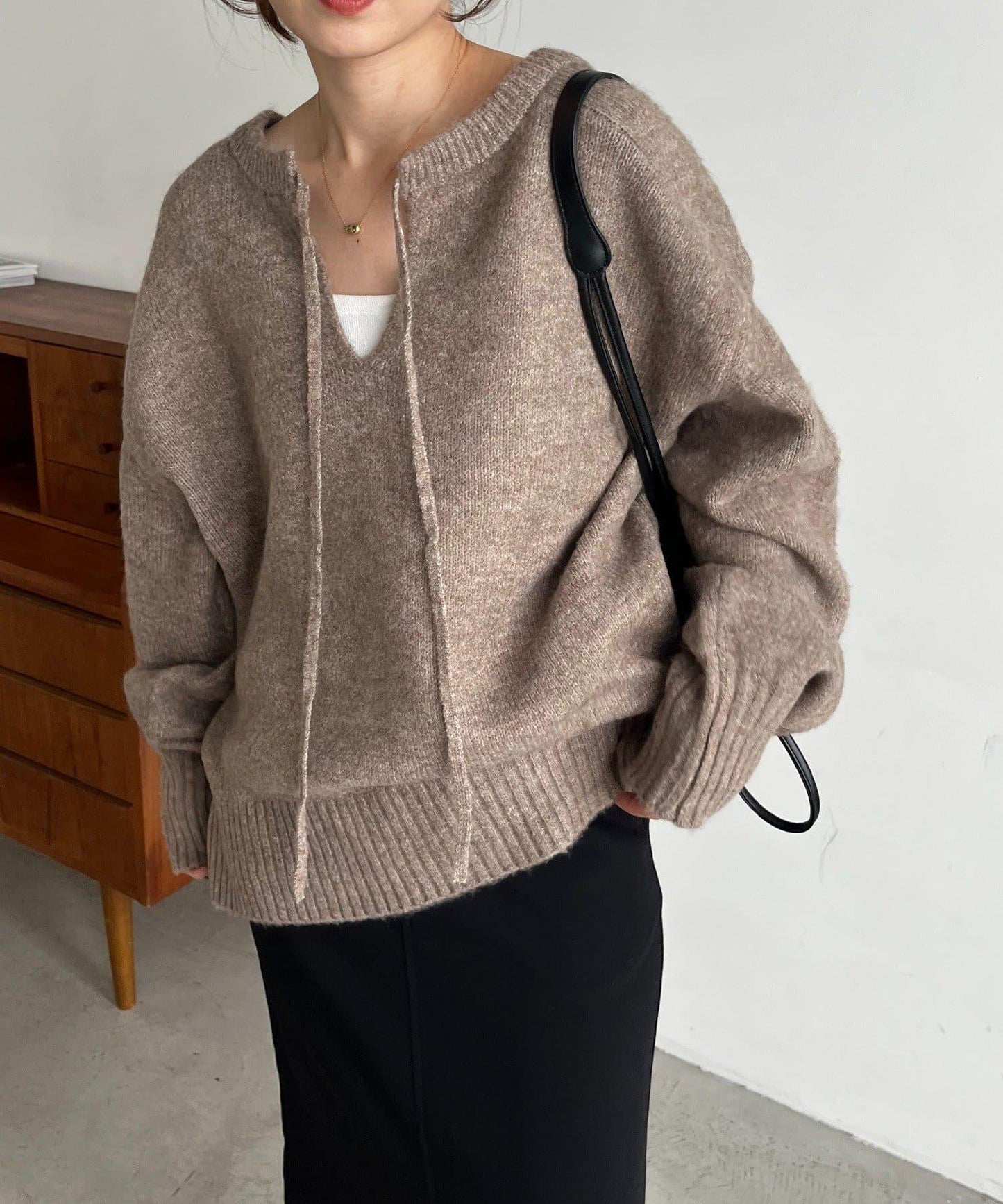 【前後兩穿】柔軟蓬鬆兩穿V領針織衫