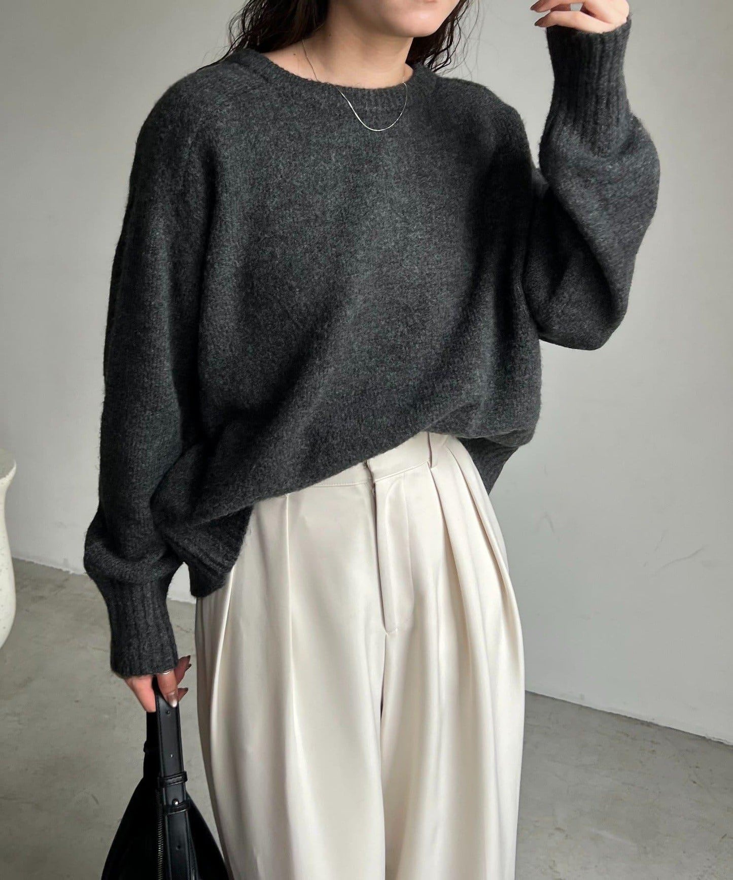 【前後兩穿】柔軟蓬鬆兩穿V領針織衫