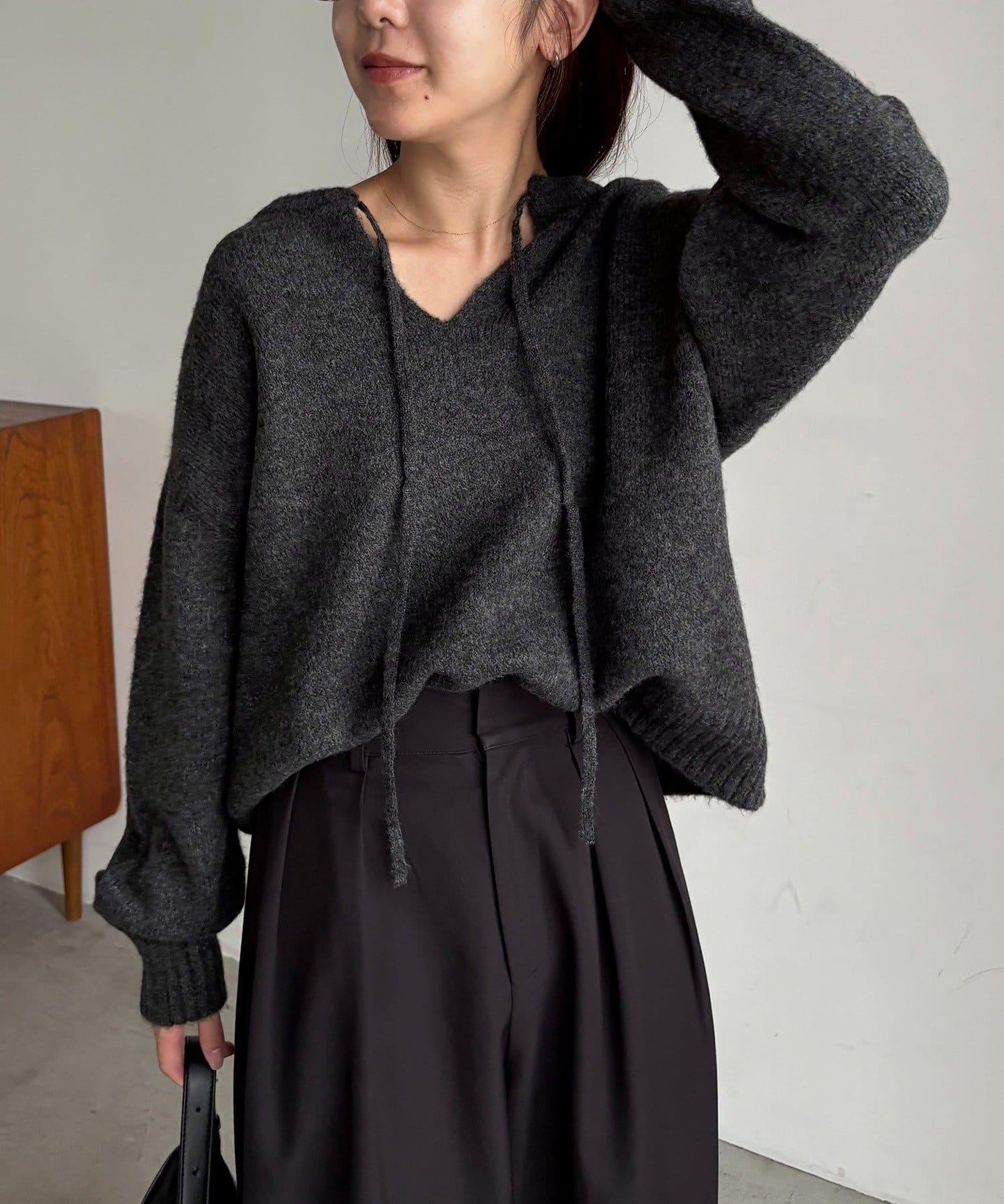 【前後兩穿】柔軟蓬鬆兩穿V領針織衫