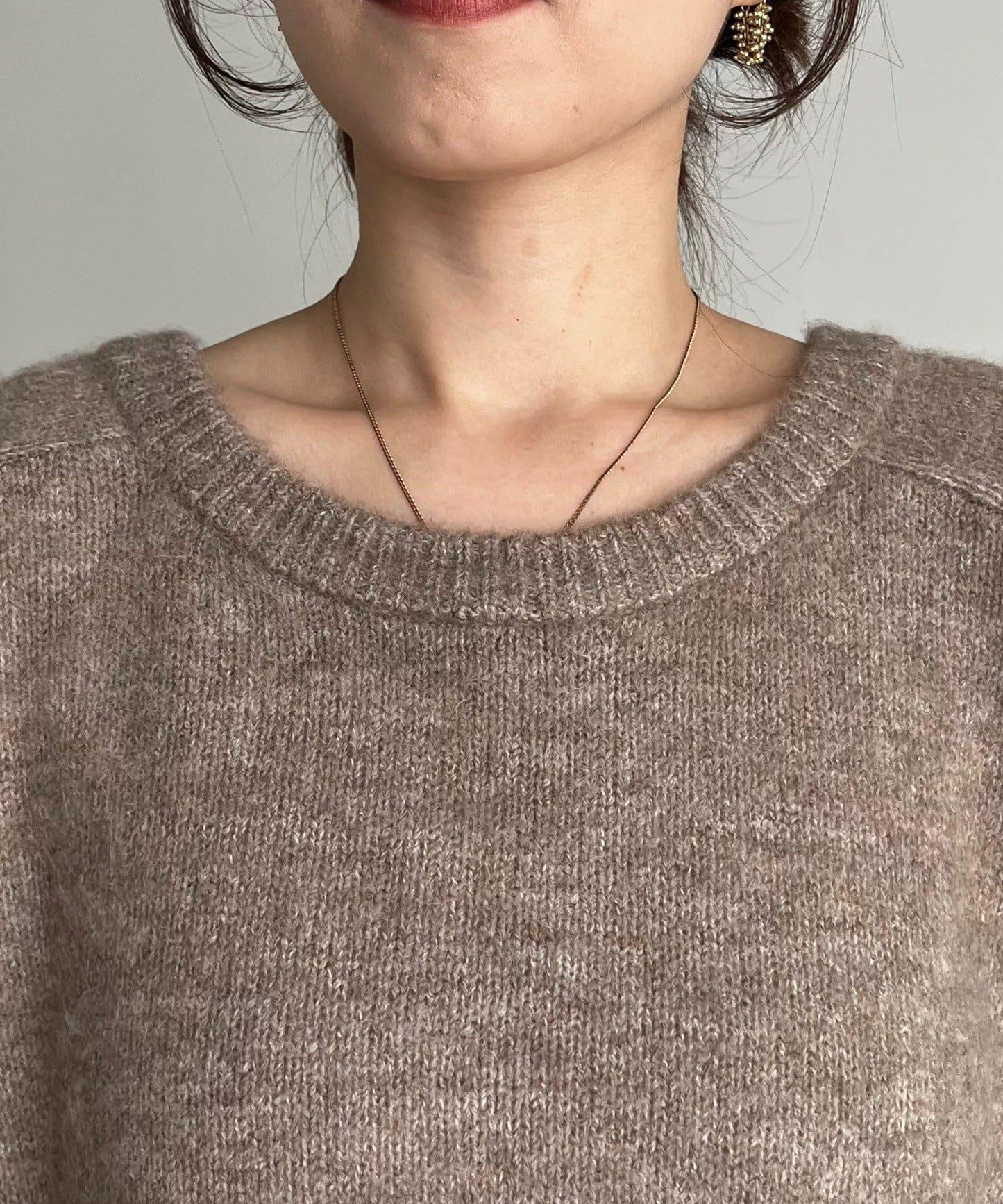 【前後兩穿】柔軟蓬鬆兩穿V領針織衫