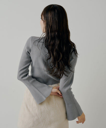 【SALON by Chico】喇叭袖不規則羅紋紐釦針織衫