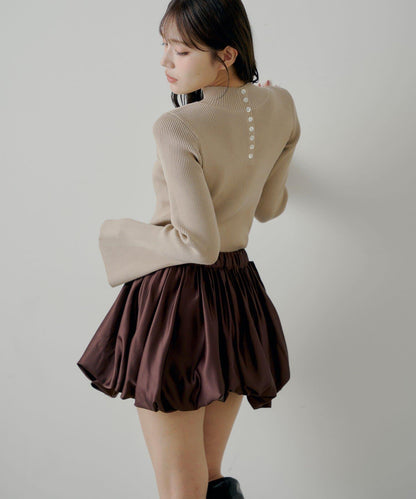 【SALON by Chico】喇叭袖不規則羅紋紐釦針織衫