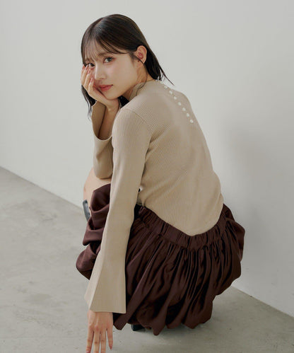 【SALON by Chico】喇叭袖不規則羅紋紐釦針織衫