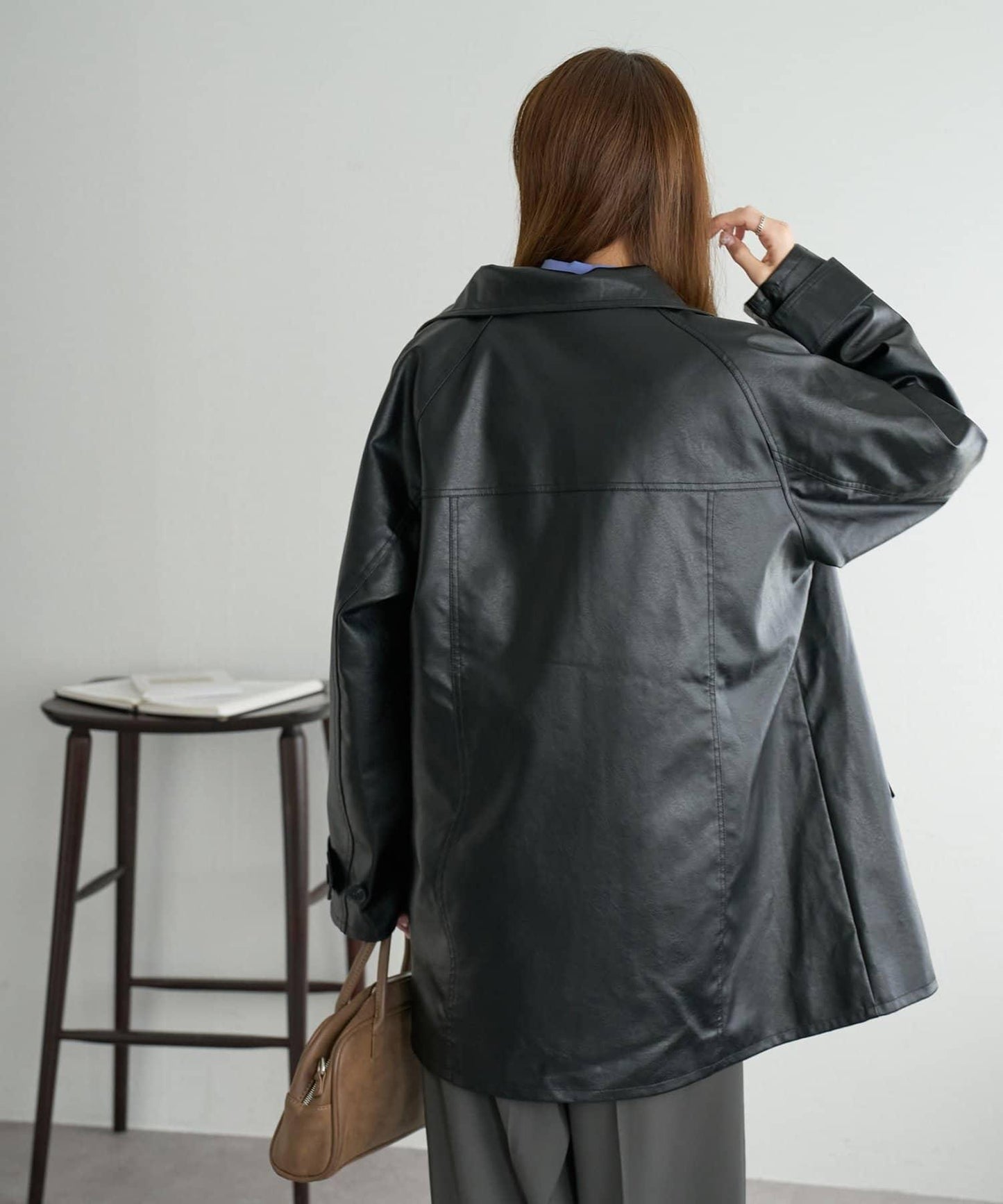 【Discoat】仿皮立領大衣