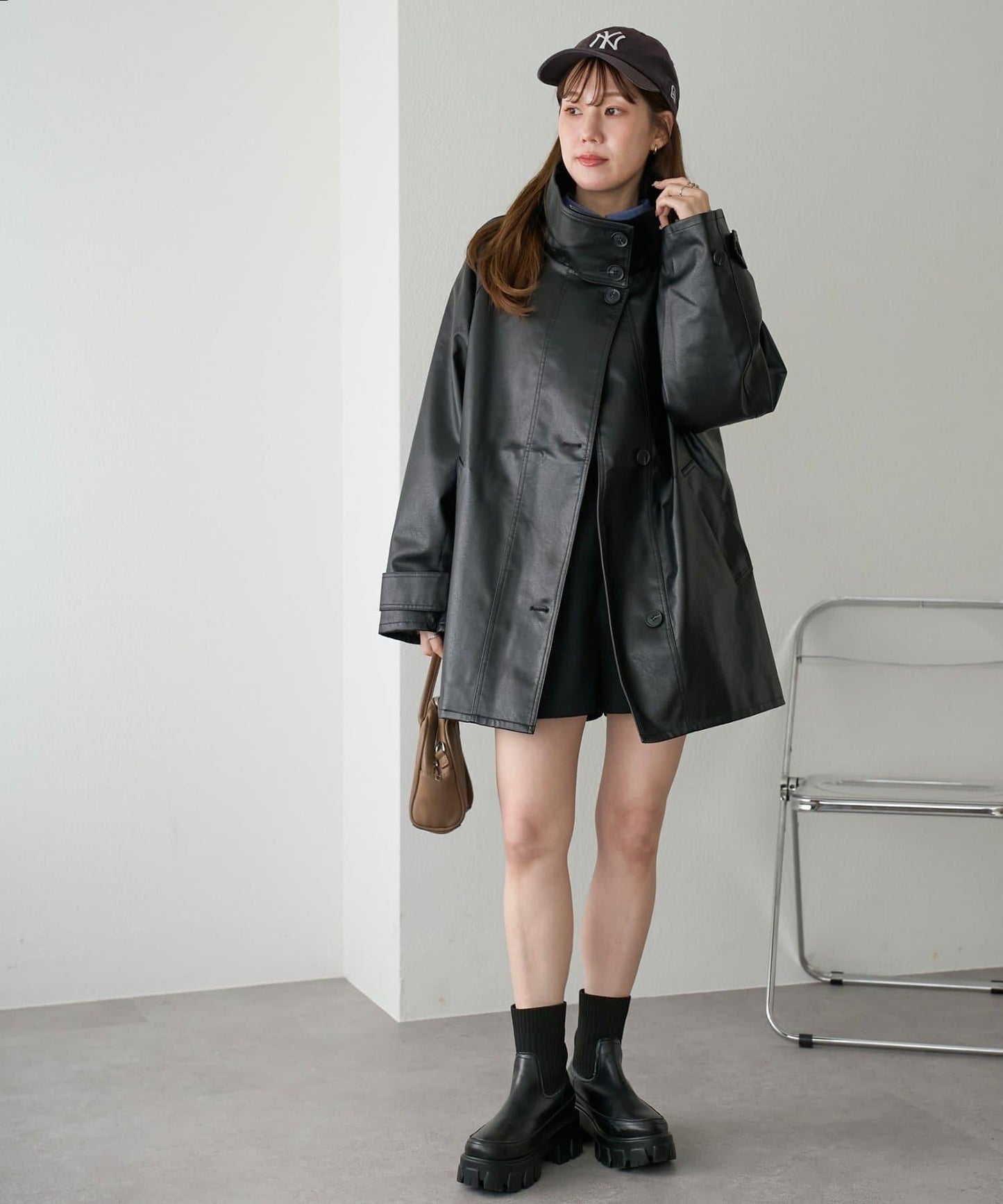 【Discoat】仿皮立領大衣