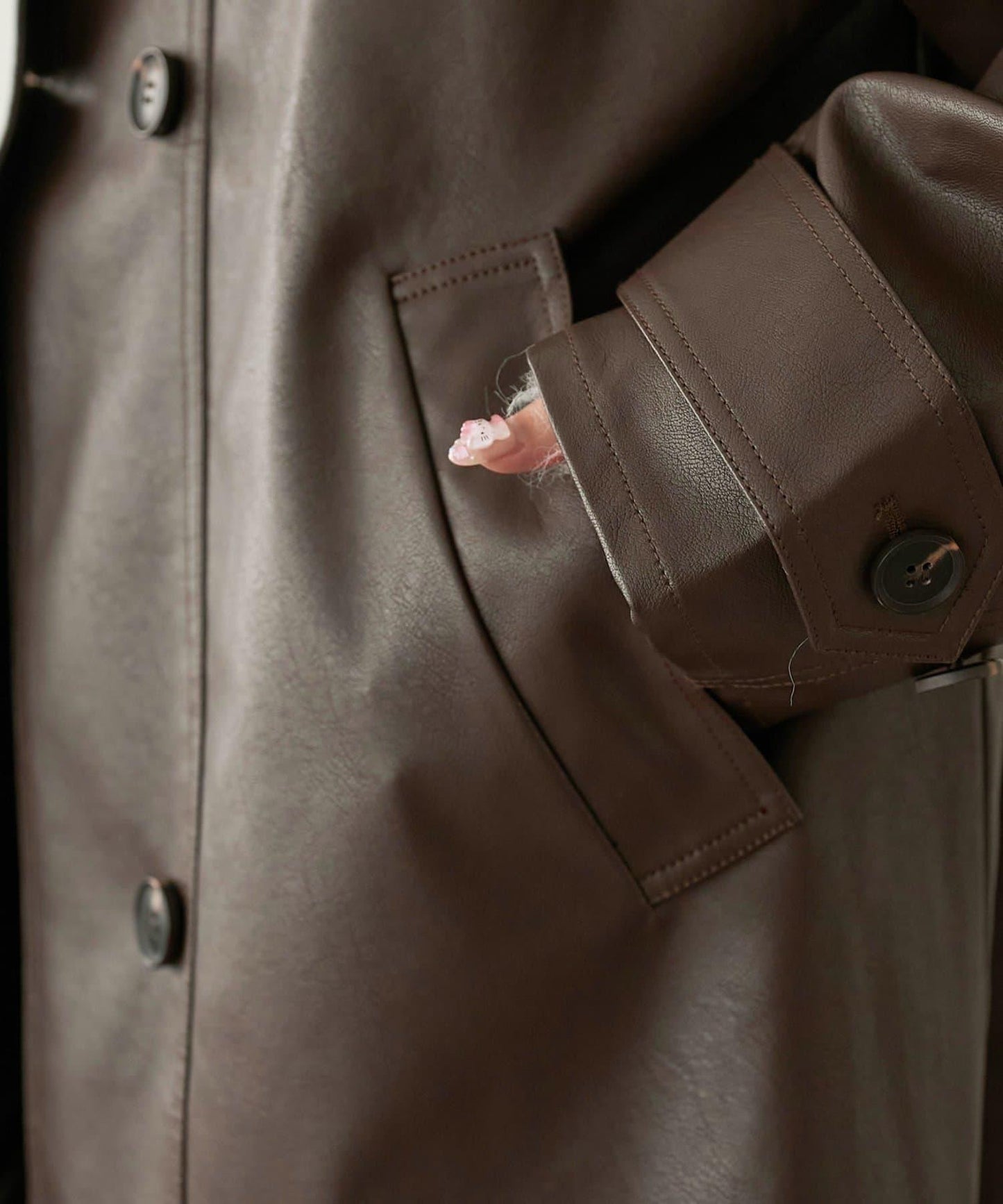 【Discoat】仿皮立領大衣