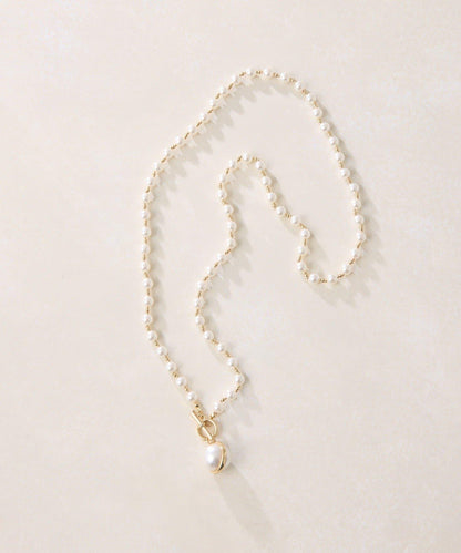 點綴珍珠項鍊