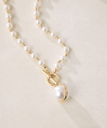點綴珍珠項鍊