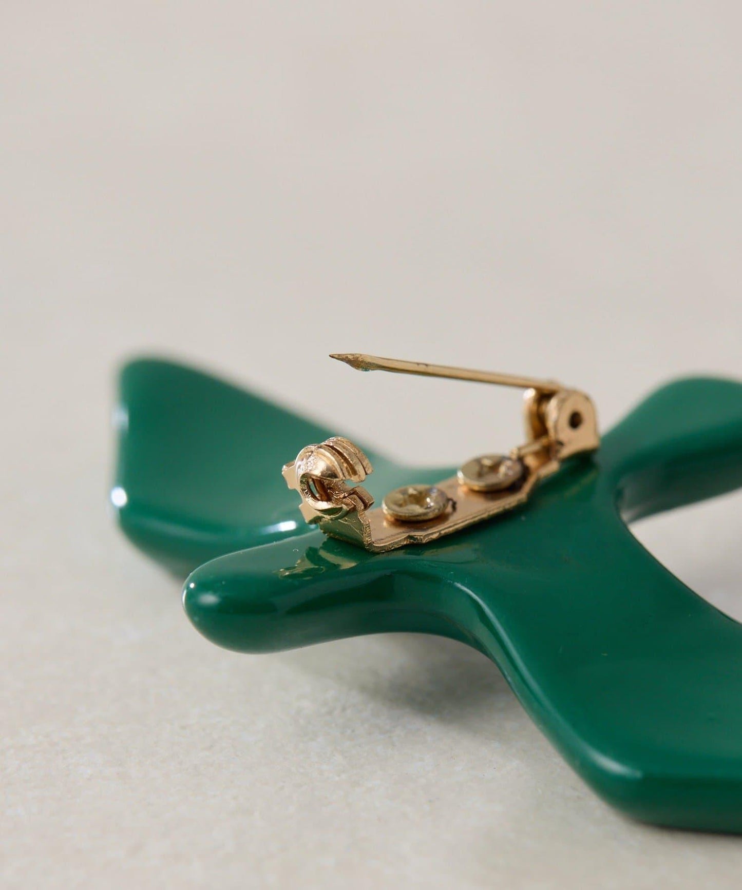 【ear PAPILLONNER】展翅飛鳥胸針