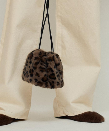 仿皮草迷你束口包