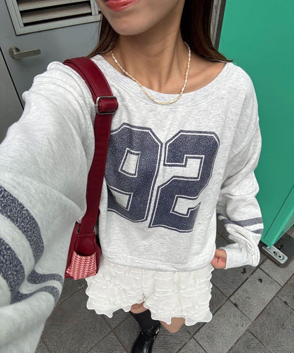 抽繩下襬數字印花短款衛衣