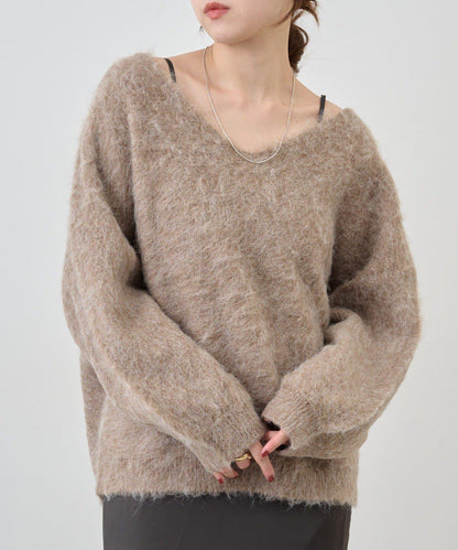 毛絨V領套頭衫