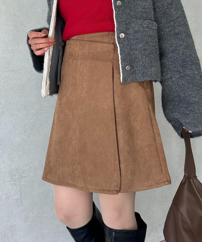 麂皮包裹式迷你裙