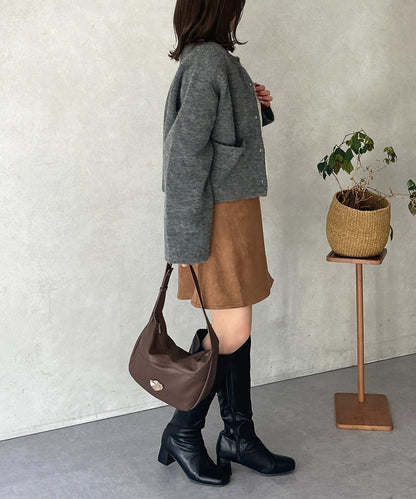 麂皮包裹式迷你裙