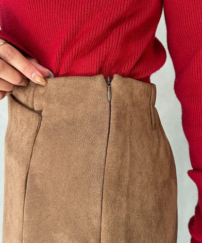 麂皮包裹式迷你裙