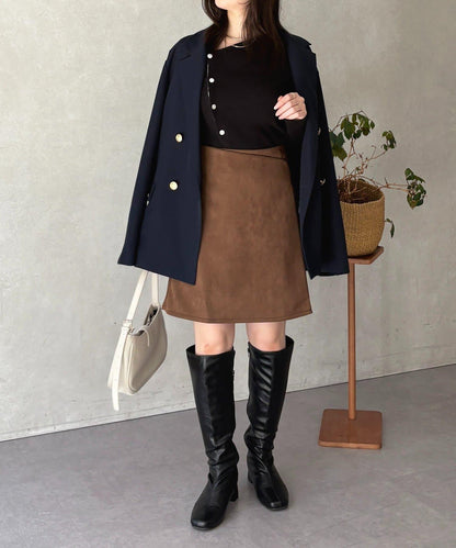 麂皮包裹式迷你裙