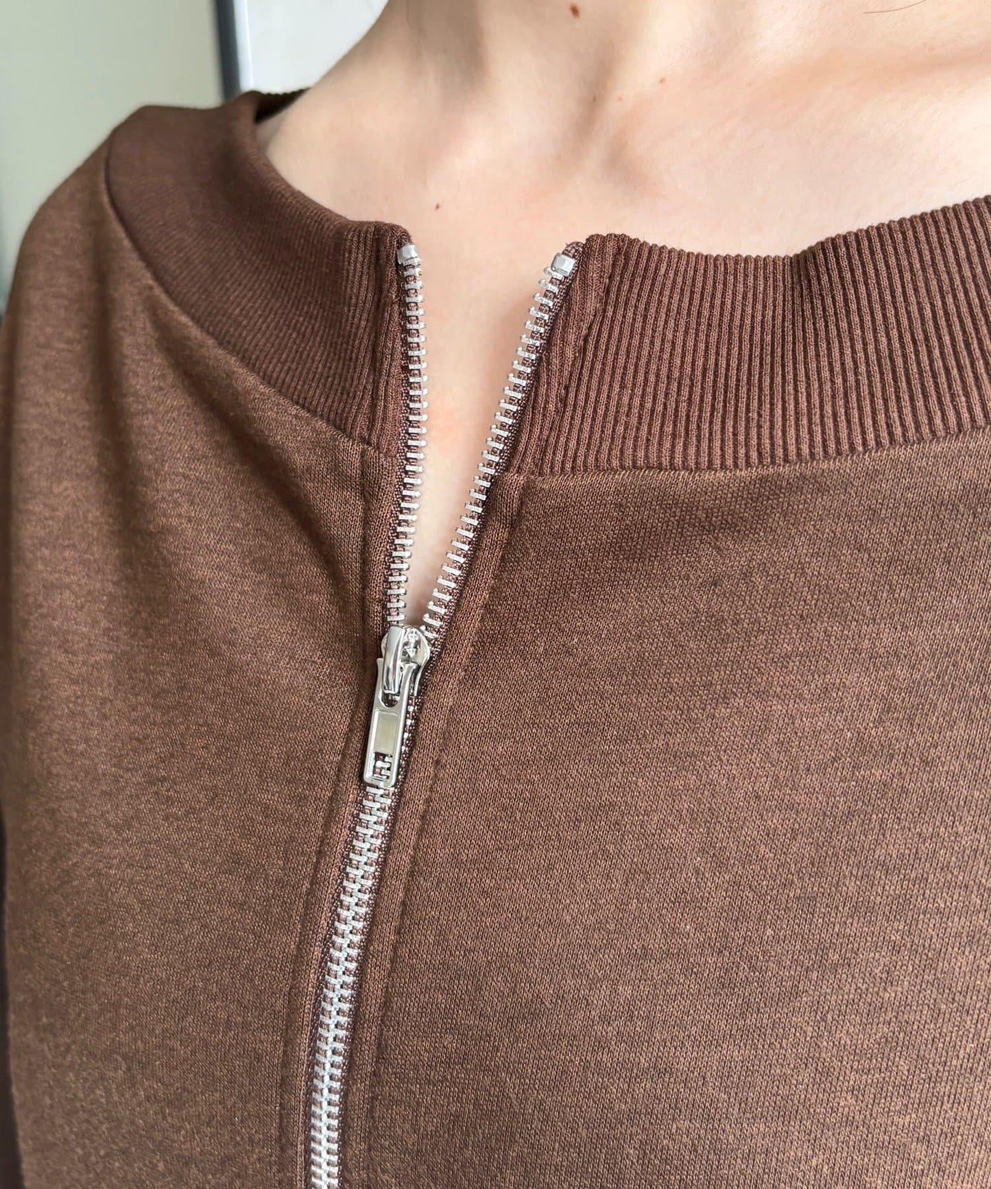 袖部網紗雙拉鍊衛衣