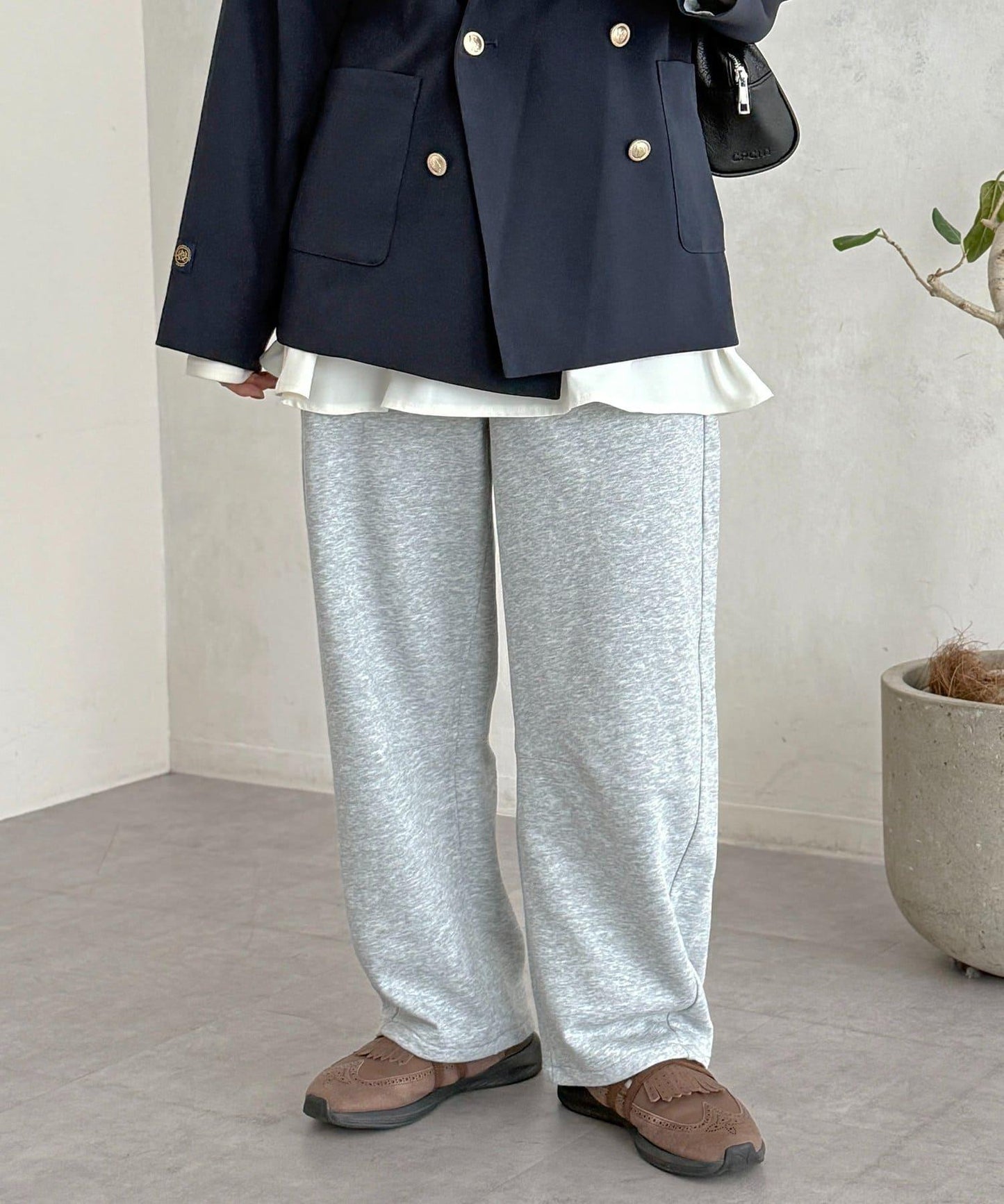 加絨彎曲運動褲