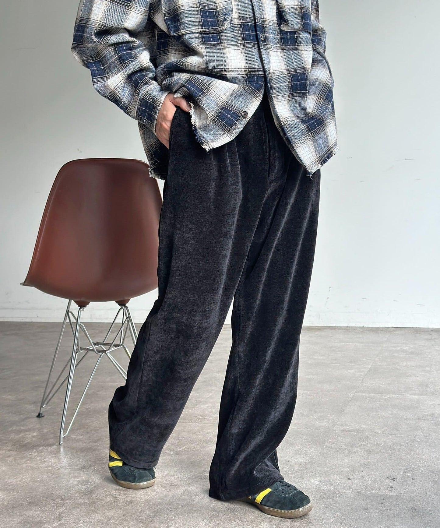 天鵝絨燈芯絨微喇褲