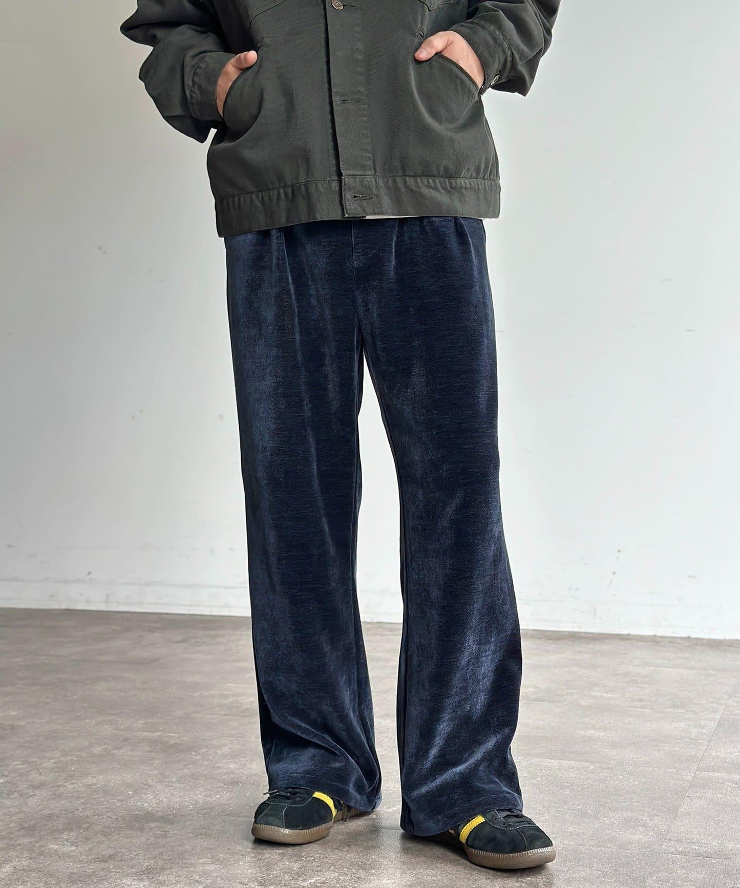 天鵝絨燈芯絨微喇褲