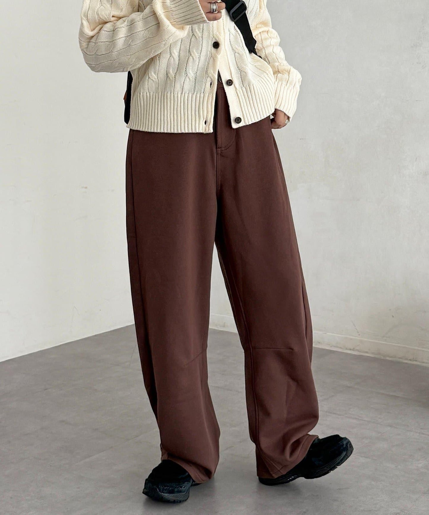 加絨彎曲運動褲