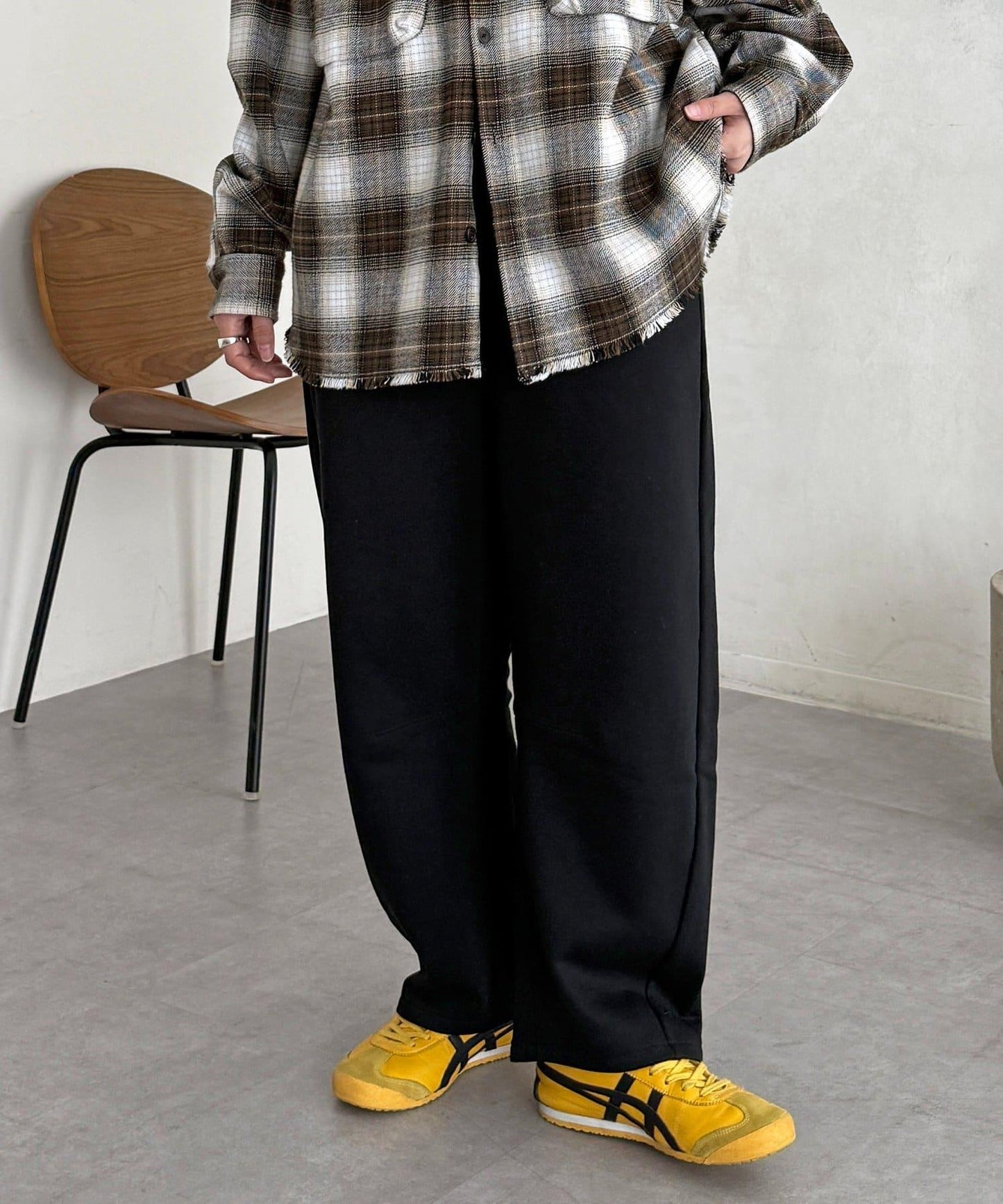 加絨彎曲運動褲