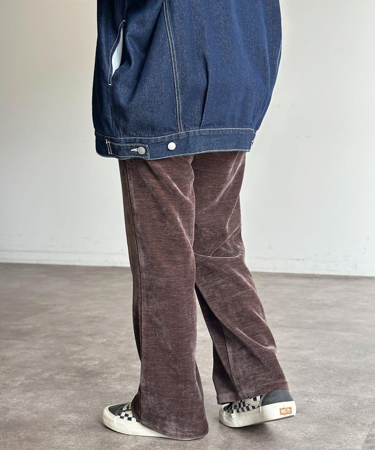 天鵝絨燈芯絨微喇褲