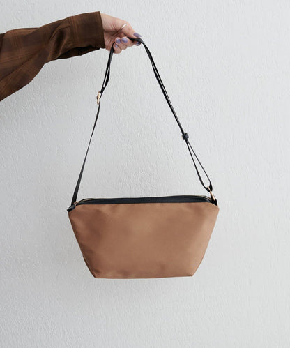 基礎款尼龍單肩包