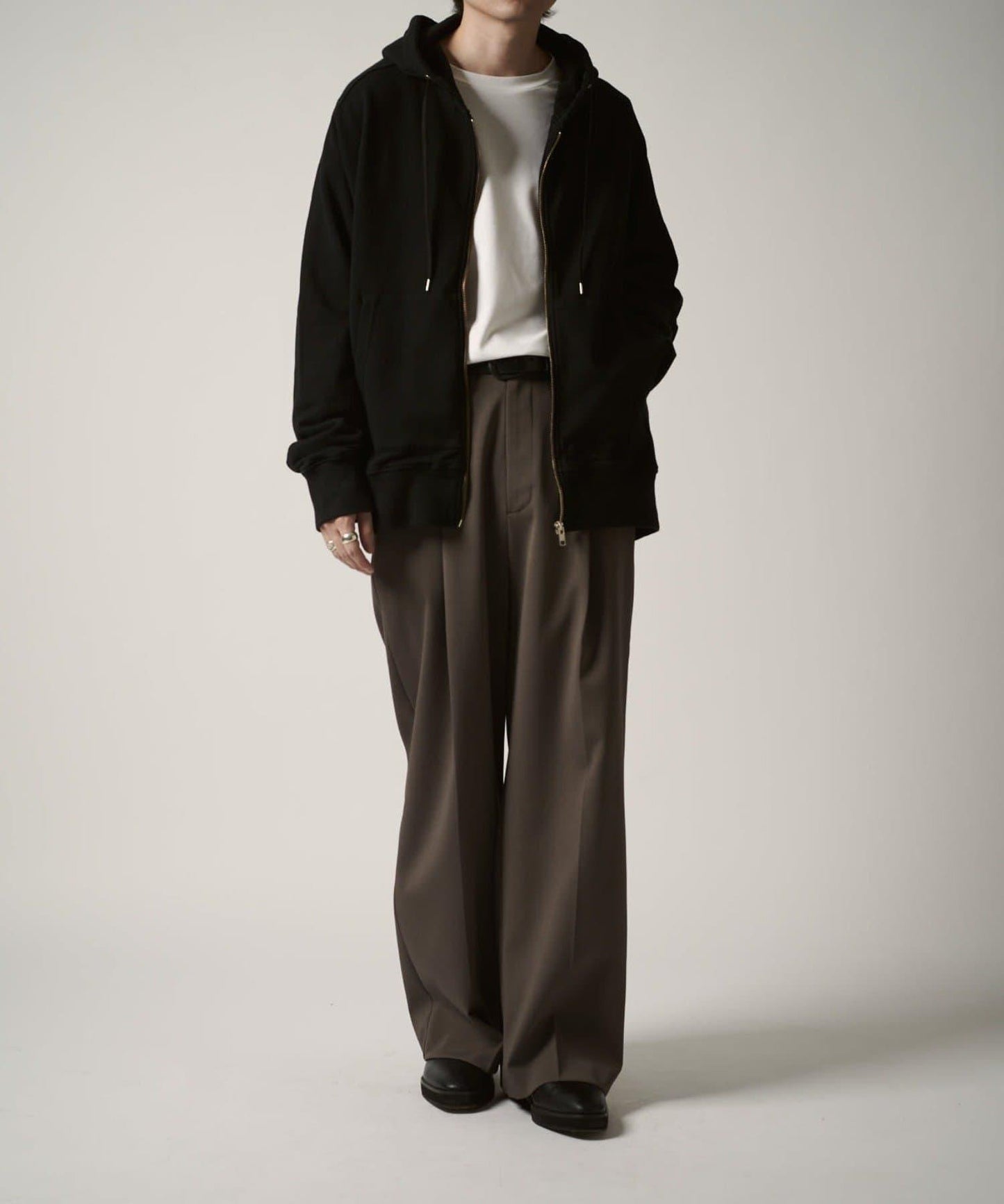 CHEMISE ZIP連帽衛衣