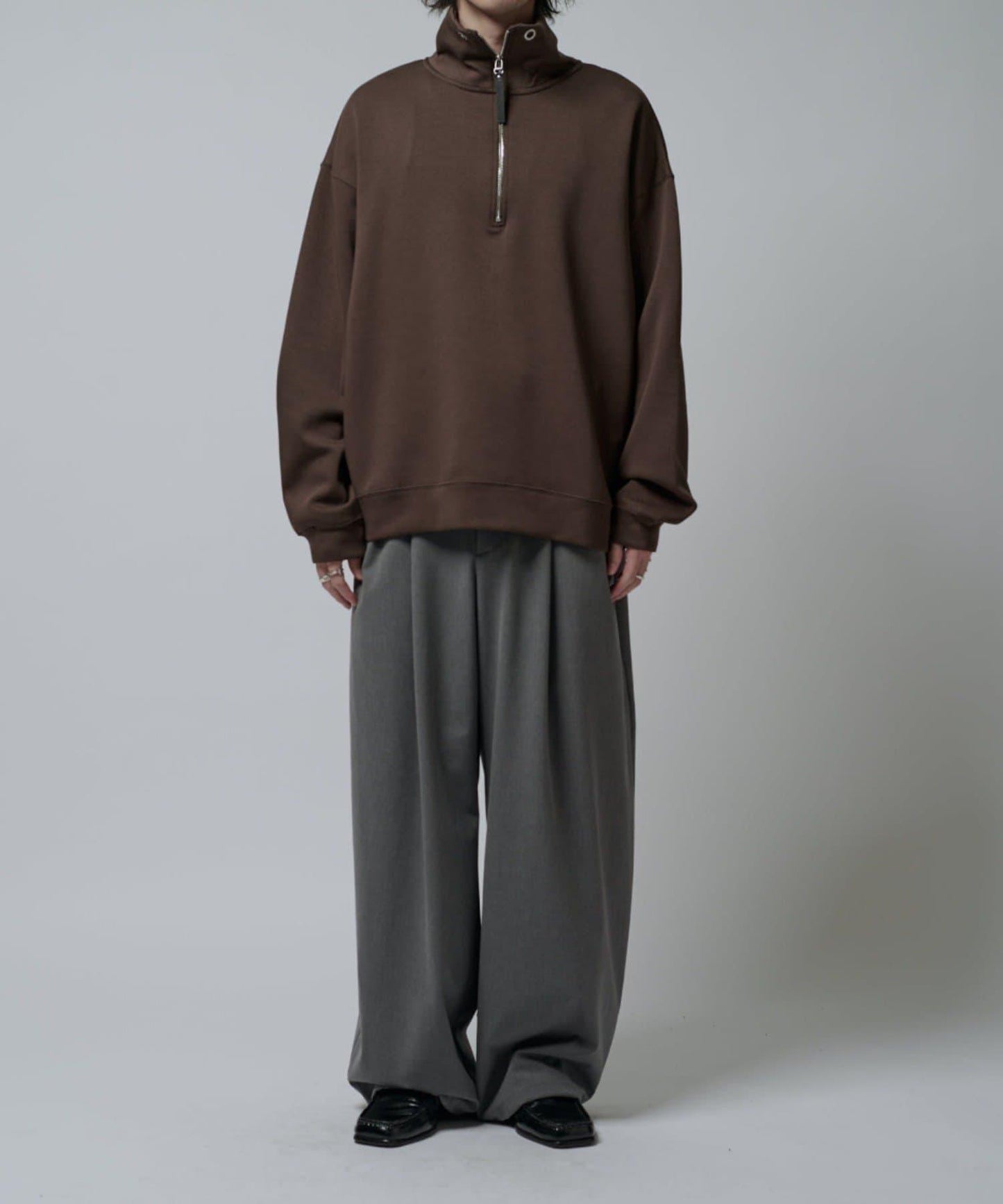 絲滑面料半拉鍊上衣