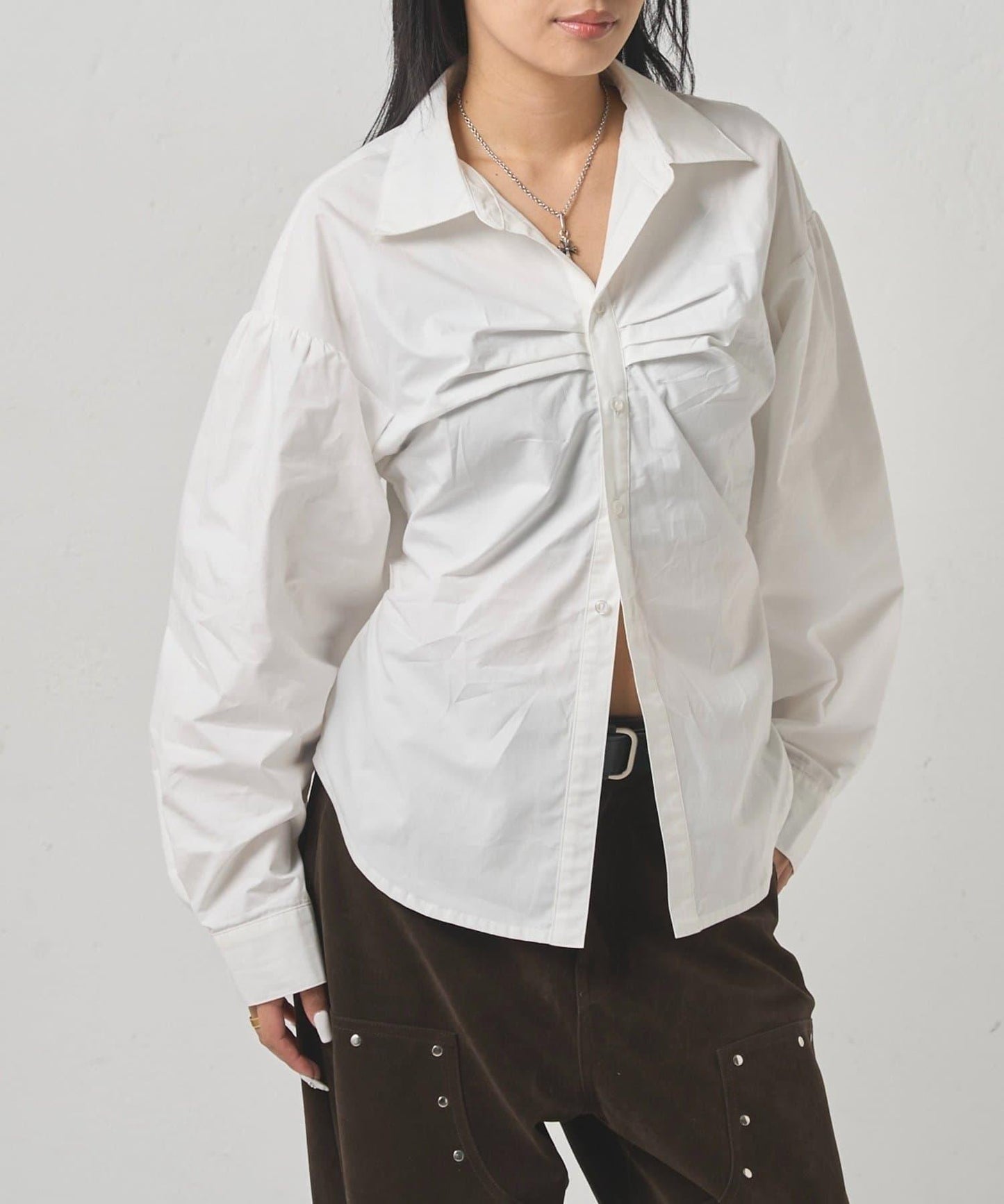 【WHO'S WHO gallery】泡泡袖褶皺襯衫