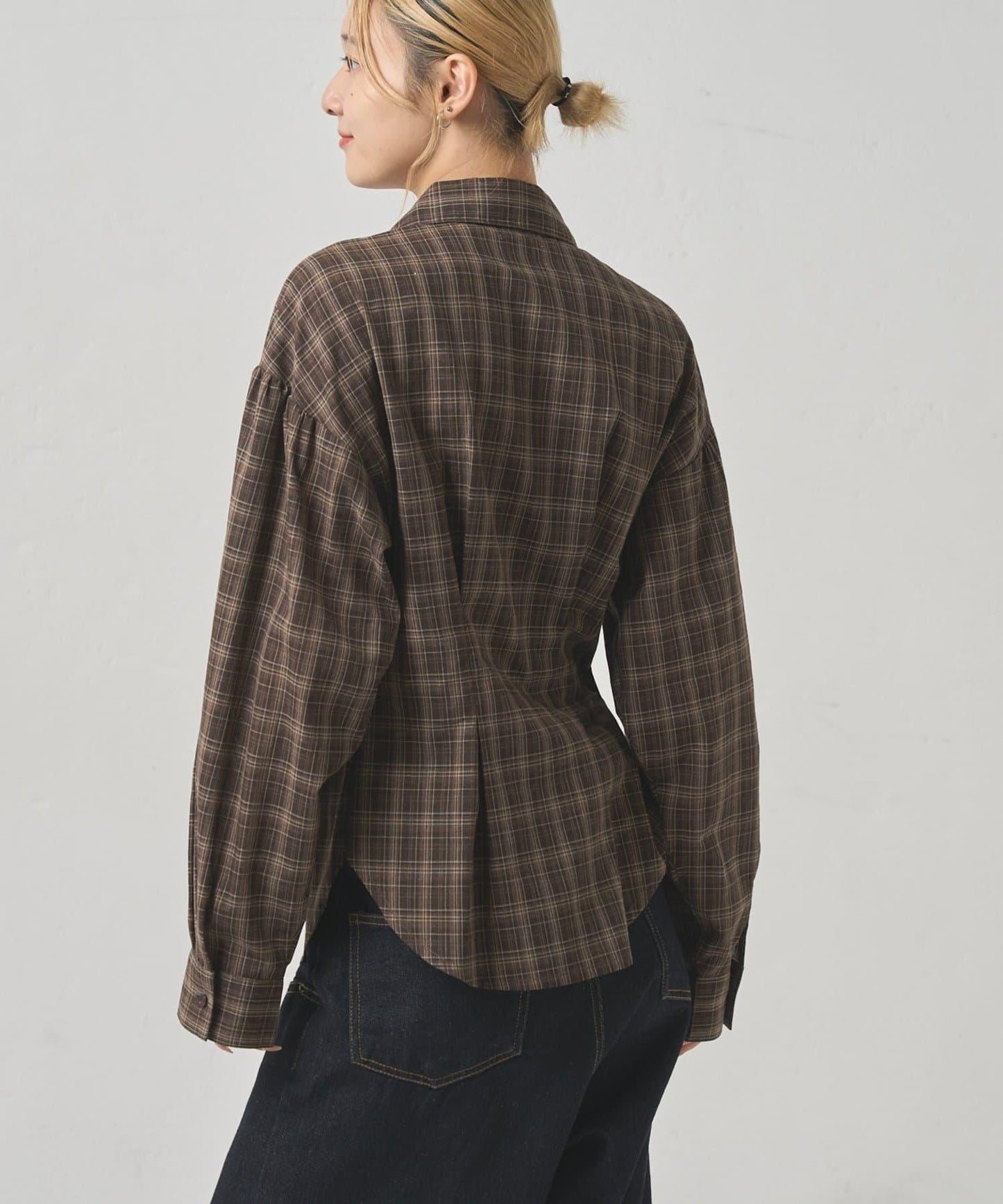 【WHO'S WHO gallery】泡泡袖褶皺襯衫