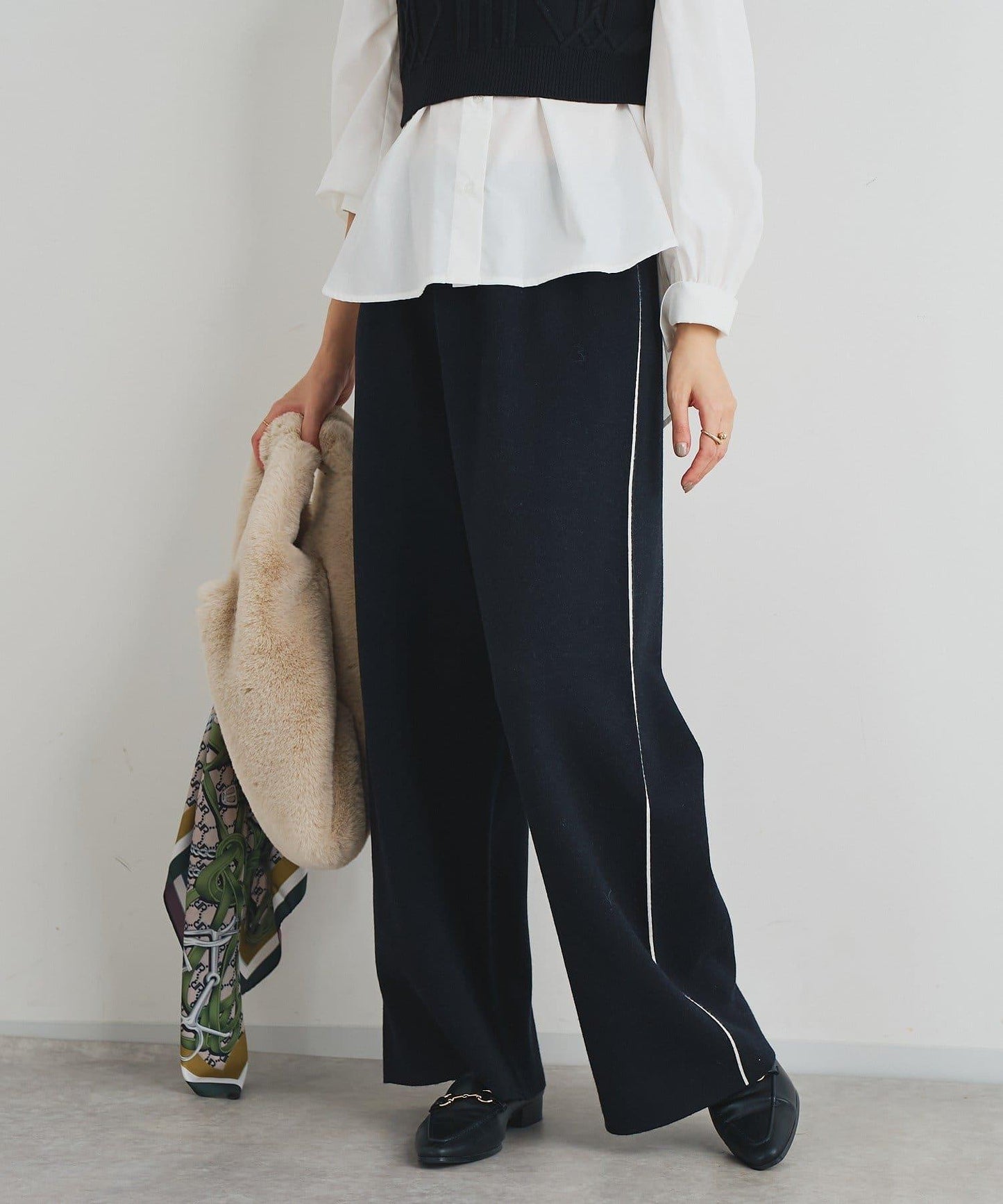 舒適穿著感側邊條紋針織褲